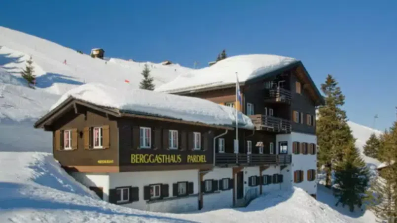 Gruppenunterkunft Ferien Lagerhaus Berggasthaus Pardiel Bad Ragaz Ski Lodge Schneehang