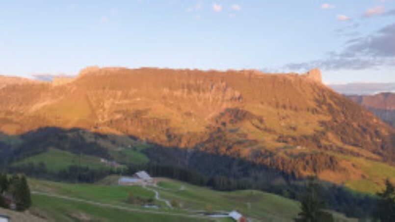 Gruppenunterkunft Ferienheim Schrattenblick Marbach - Alpenblick von Bergspitze