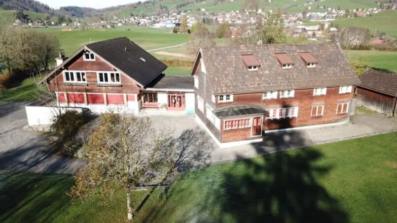 Luftbild-Gruppenunterkunft-Haus-Hirschboden-Gais-Landschaft