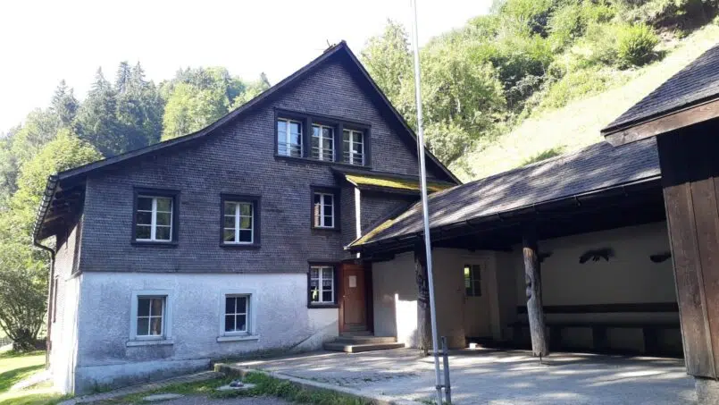 Gruppenunterkunft Haus Storchenegg in Steg im Tösstal auf Hügel