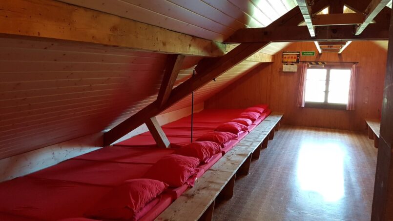 Gruppenhaus Waldhaus Ischlag in Menziken mit Holzboden und Reihenbetten