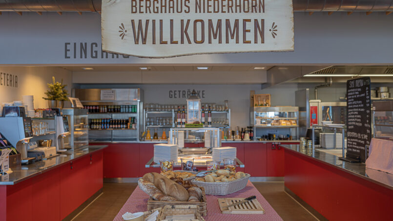 Gruppenhaus Berghaus Niederhorn in Beatenberg - Bäckerei Wilkmen Schild