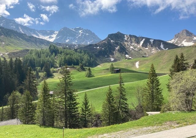  Skifahren und Wandern rund um das Ferienheim Adelboden